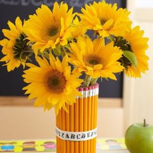Какие цветы подарить на первое сентября учительнице?